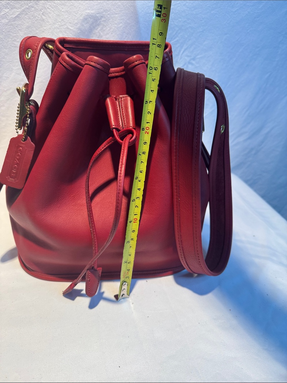 Coach Vintage Red Leather Drawstring Crossbody Bucket Bag 9952 - Picture 3 of 16